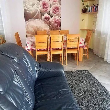 Gemuetliches Haus Im Herzen Des Schwarzwaldes Fuer Bis Zu 9 Personen Holiday home Elzach