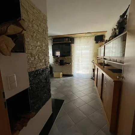 Casa de Férias Gemuetliches Haus Im Herzen Des Schwarzwaldes Fuer Bis Zu 9 Personen *